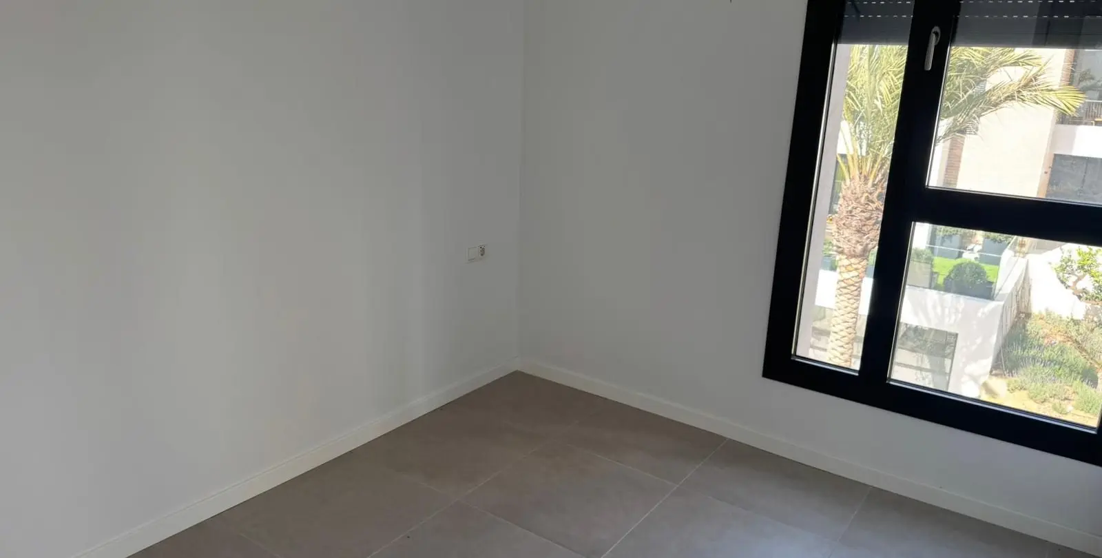 Sale of penthouse in Estepona 5