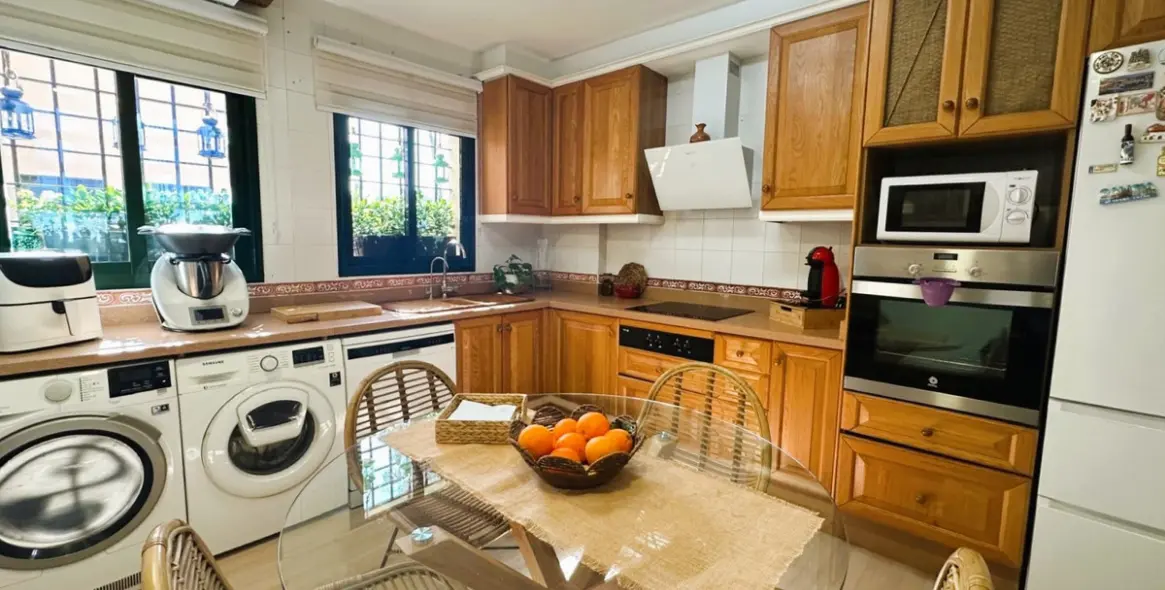 Sale of ground floor apartment in San Pedro de Alcántara 8
