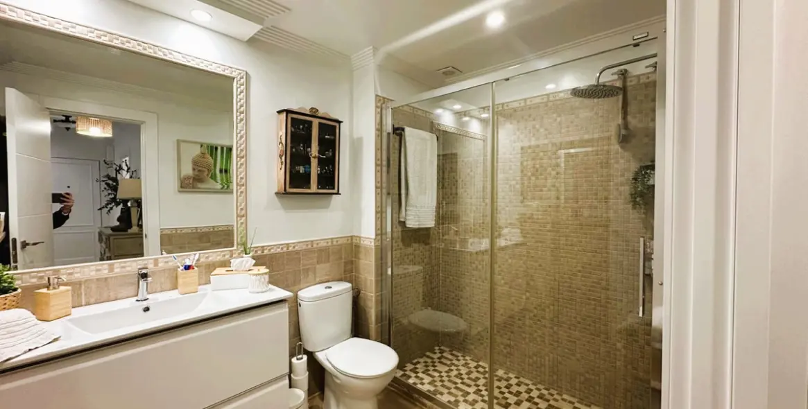 Sale of ground floor apartment in San Pedro de Alcántara 16
