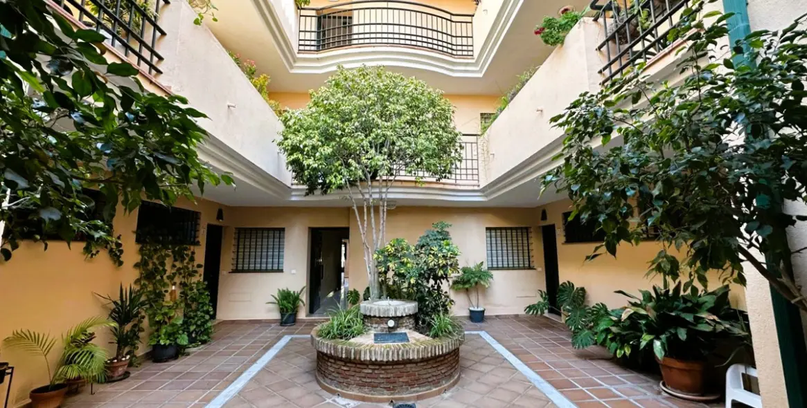 Sale of ground floor apartment in San Pedro de Alcántara 28