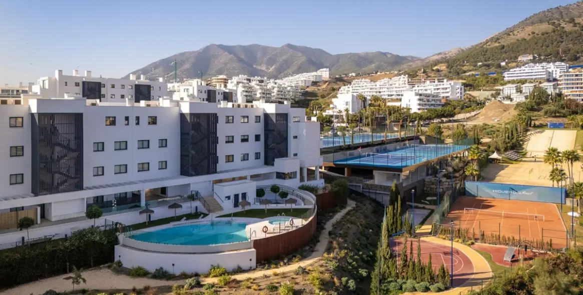 Sale of ground floor apartment in Fuengirola 19