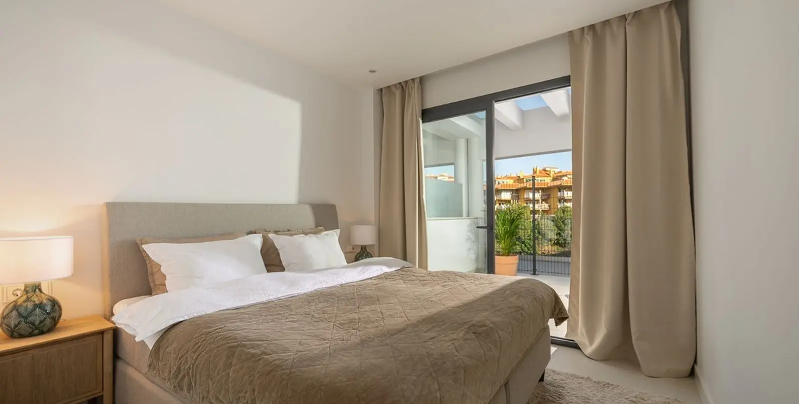 Sale of ground floor apartment in Fuengirola 14