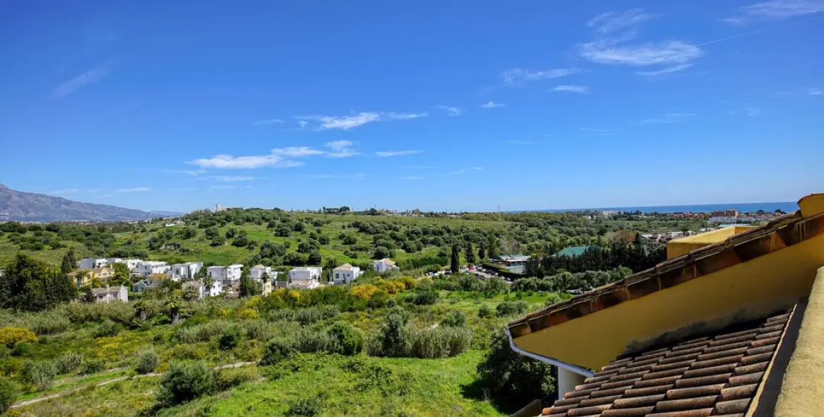 Продажа двухуровневого пентхауса в Estepona 33