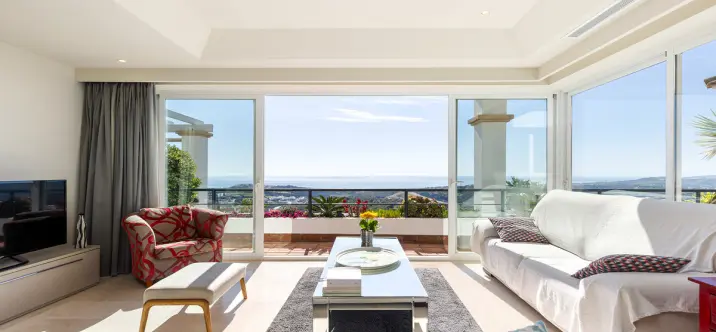 Sale of penthouse in Doña Julia 0