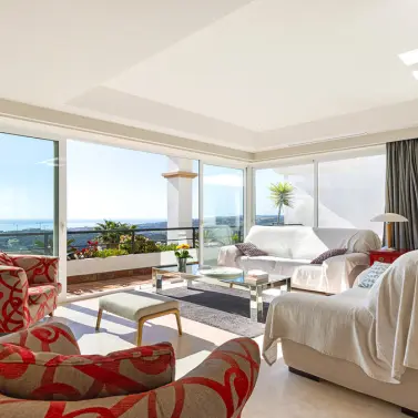 Sale of penthouse in Doña Julia