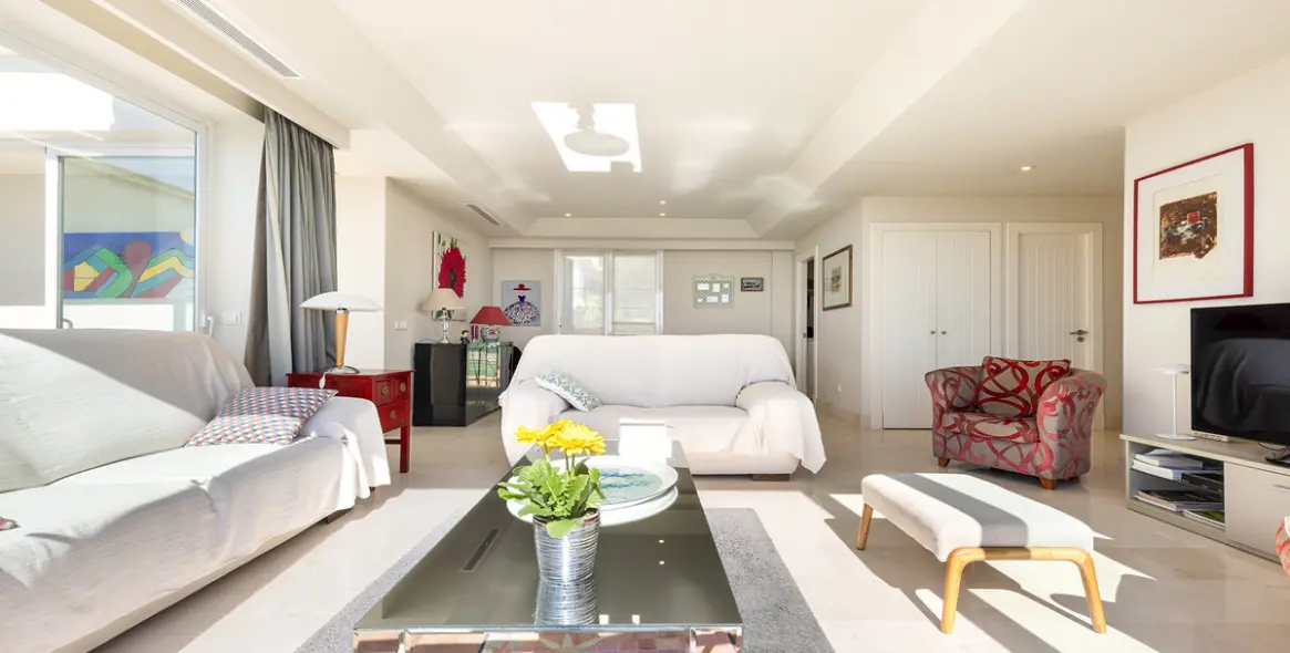 Venta de ático en Doña Julia 4