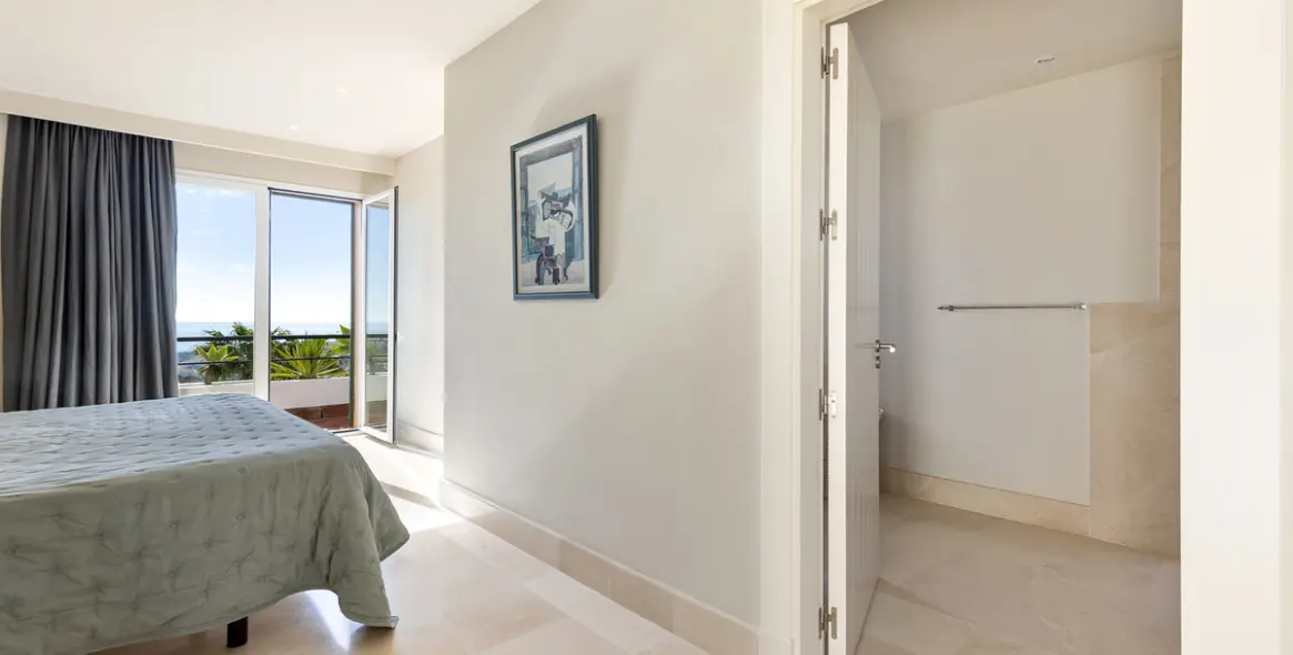 Venta de ático en Doña Julia 18