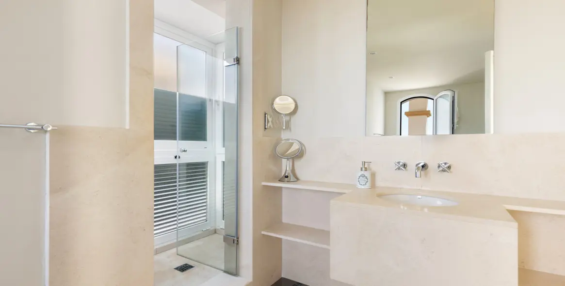 Venta de ático en Doña Julia 19