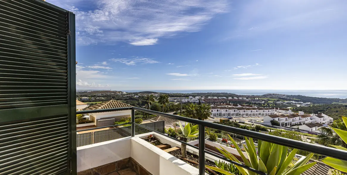 Sale of penthouse in Doña Julia 21