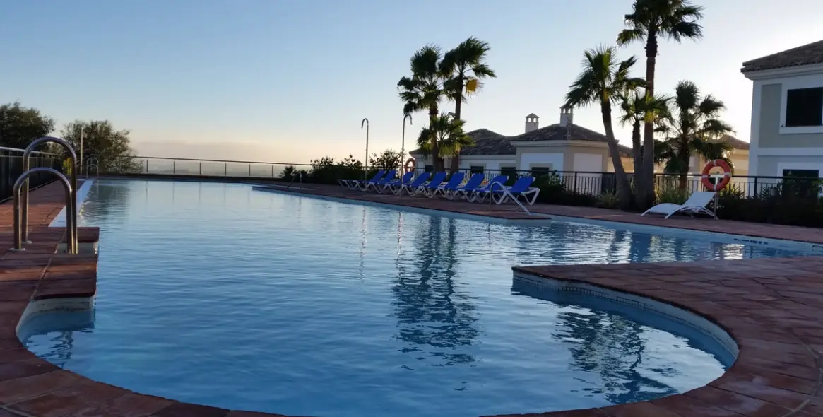 Sale of penthouse in Doña Julia 39