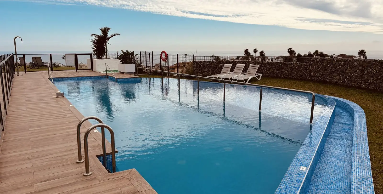 Продажа дома на две семьи в Riviera del Sol 1