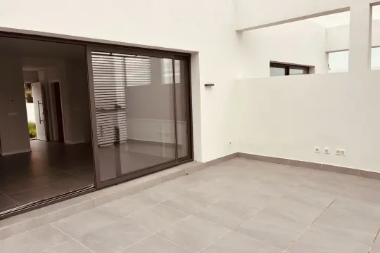 Image 6 thumb