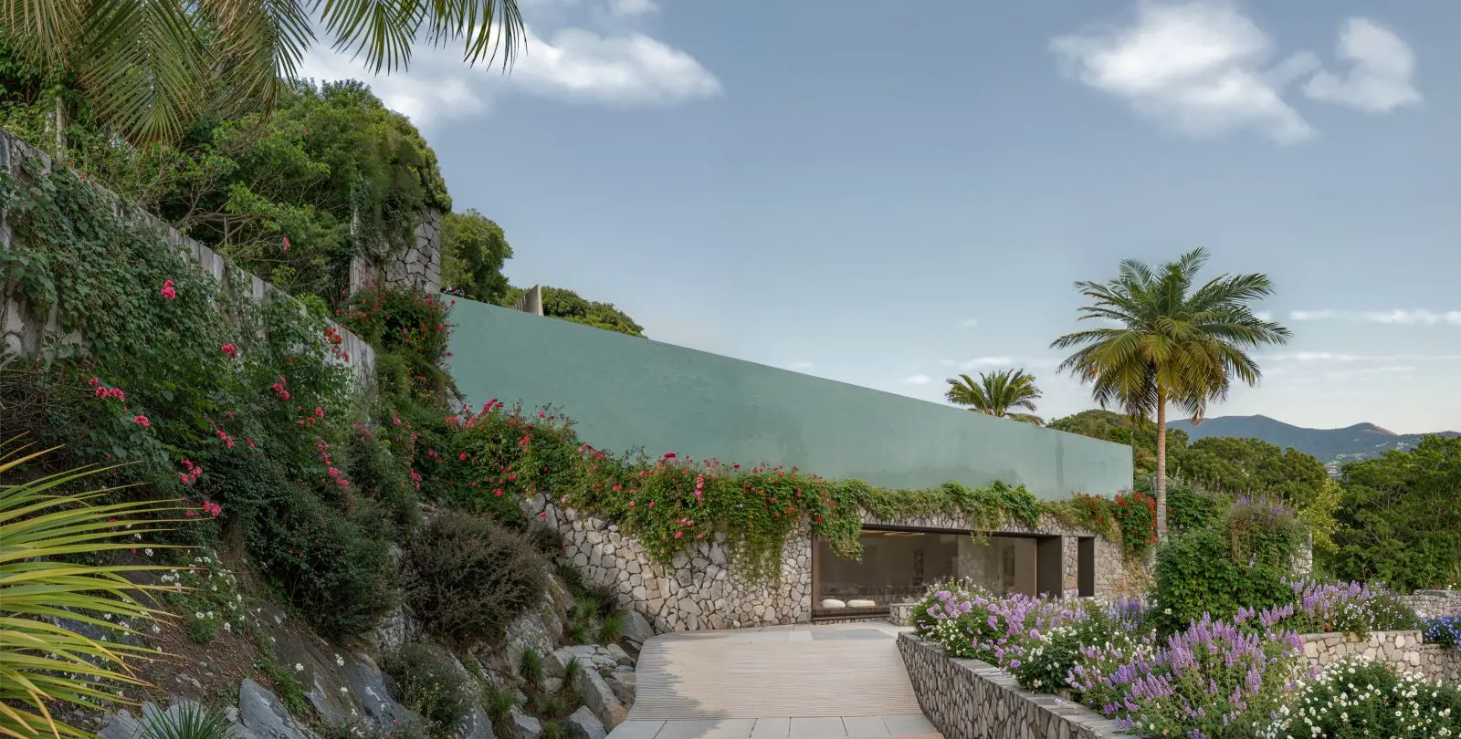 Sale of ground floor apartment in Estepona 16