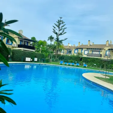 Sale of townhouse in Cortijo Blanco