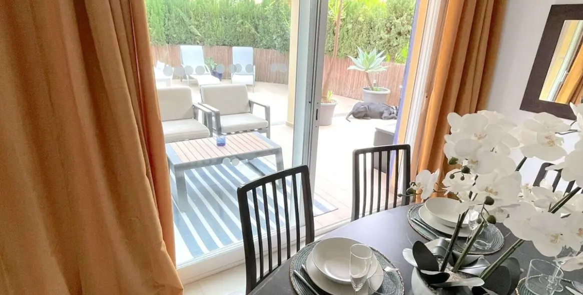 Sale of townhouse in Cortijo Blanco 25