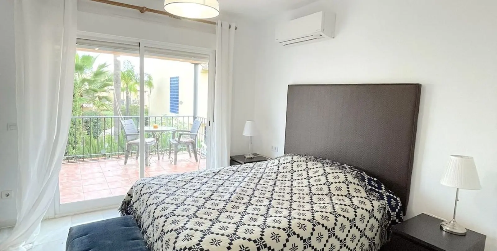 Sale of townhouse in Cortijo Blanco 30