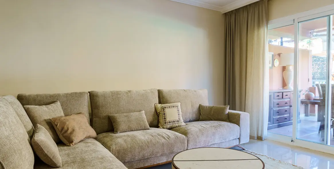 Long-term rent of ground floor apartment in Puerto Banús 5