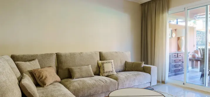 Long-term rent of ground floor apartment in Puerto Banús 4