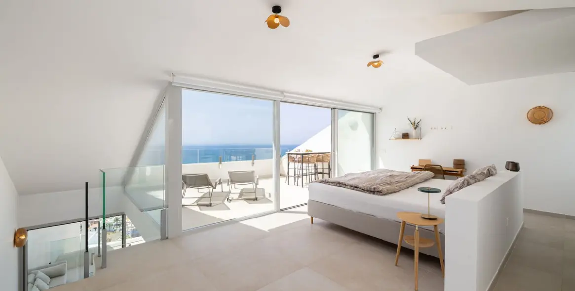Sale of penthouse duplex in Benalmadena 10