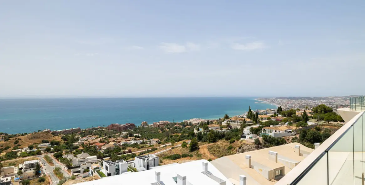 Sale of penthouse duplex in Benalmadena 29
