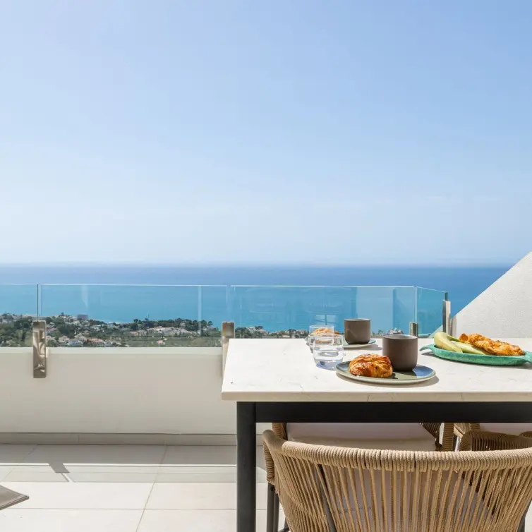 Продажа двухуровневого пентхауса в Benalmadena
