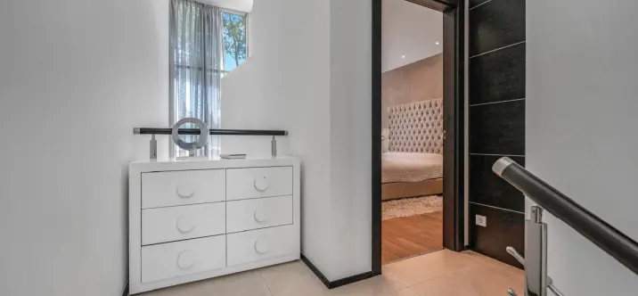 Venta de adosado en Sierra Blanca 4