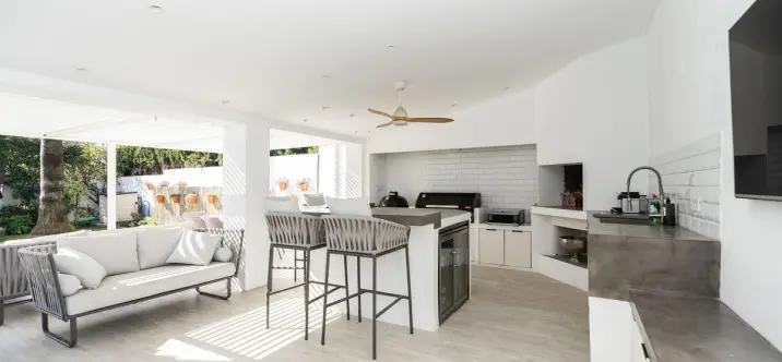 Venta de villa independiente en El Paraiso 1