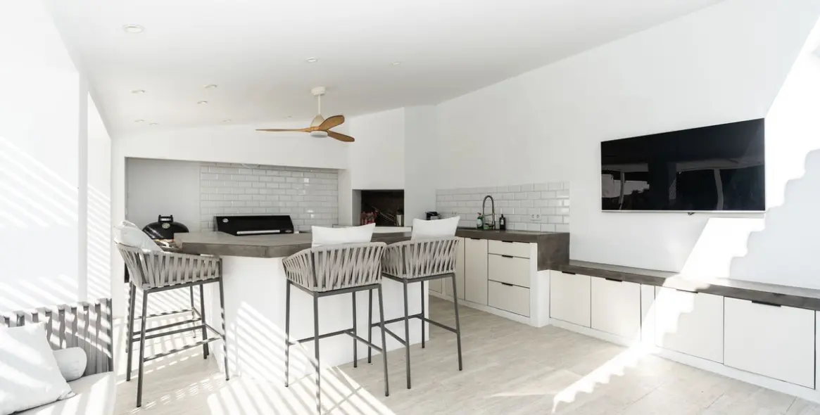 Продажа  отдельно стоящей виллы в El Paraiso 3