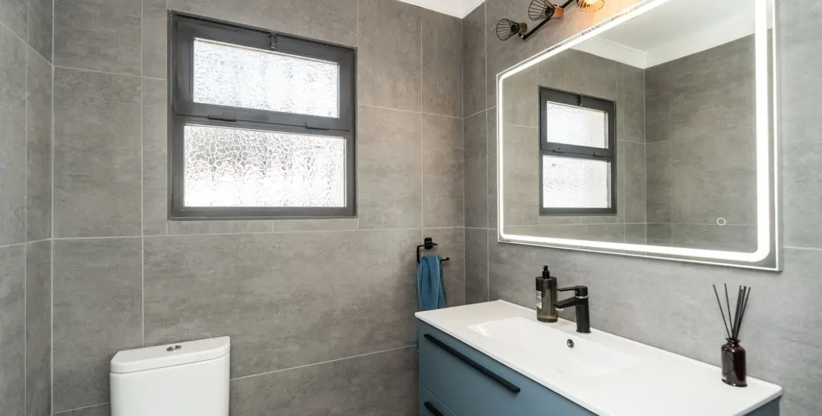 Продажа  отдельно стоящей виллы в El Paraiso 13