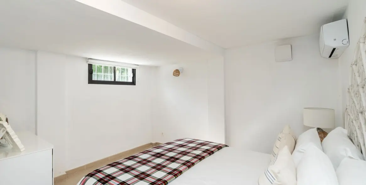 Продажа  отдельно стоящей виллы в El Paraiso 49