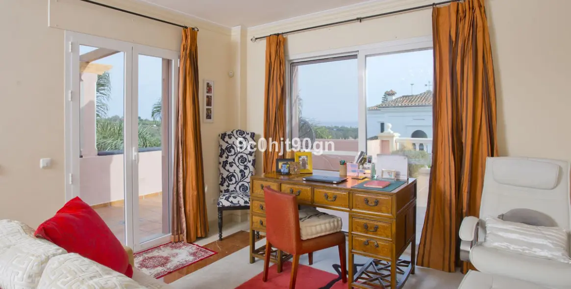 Venta de villa independiente en Elviria 20