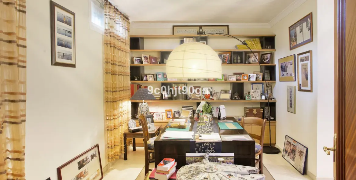 Venta de villa independiente en Elviria 24