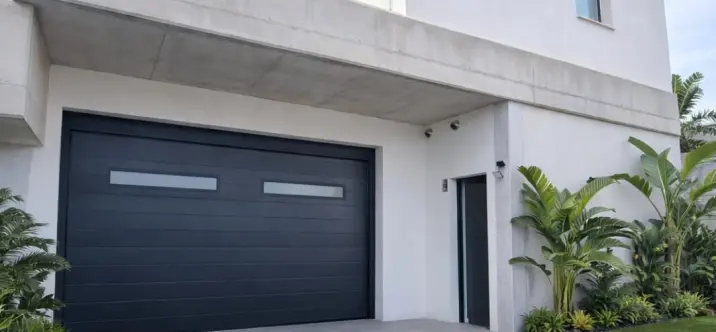 Venta de villa independiente en Nueva Andalucía 1