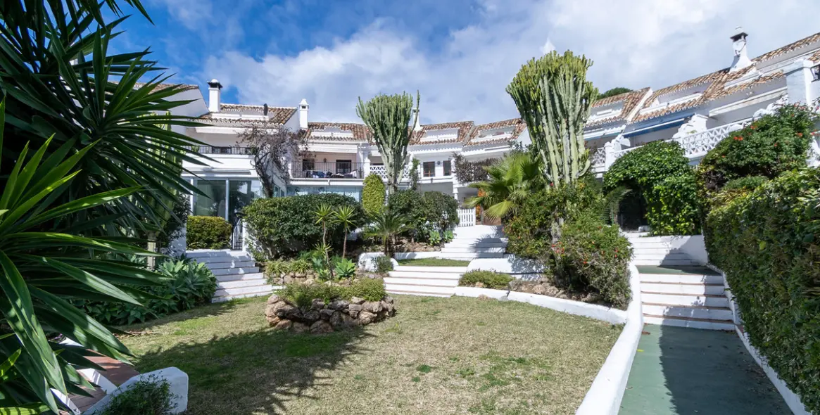 Долгосрочная аренда таунхауса в Nagüeles 32