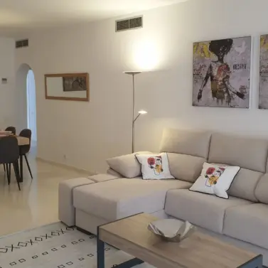 Long-term rent of ground floor apartment in El Paraiso