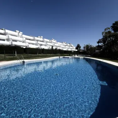 Продажа апартаментов на первом этаже в El Paraiso