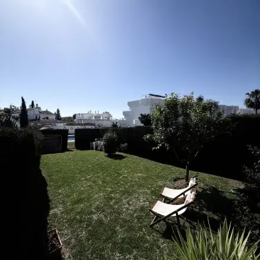 Продажа апартаментов на первом этаже в El Paraiso