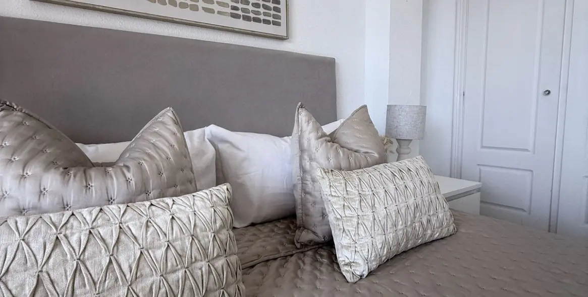 Venta de apartamento en planta baja en El Paraiso 12