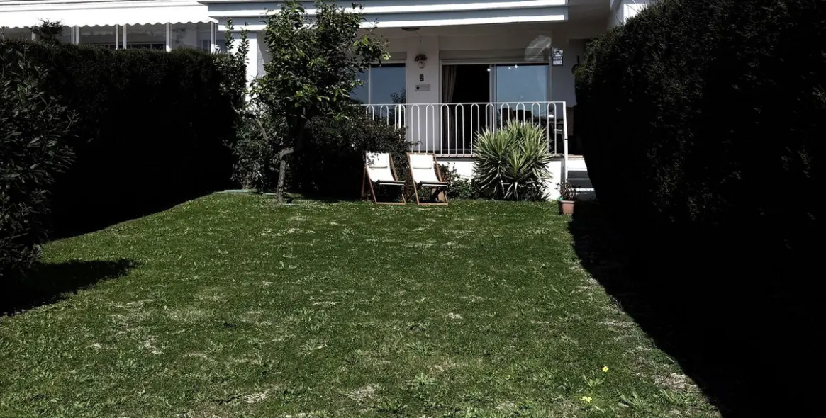 Venta de apartamento en planta baja en El Paraiso 18