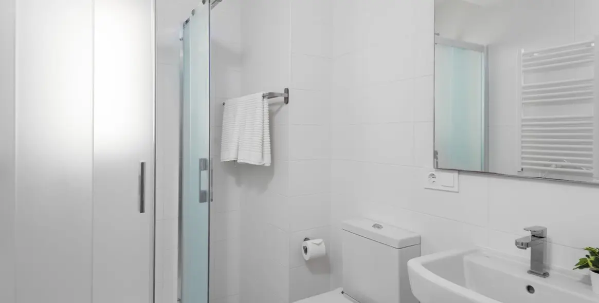 Продажа апартаментов на среднем этаже в Estepona 9