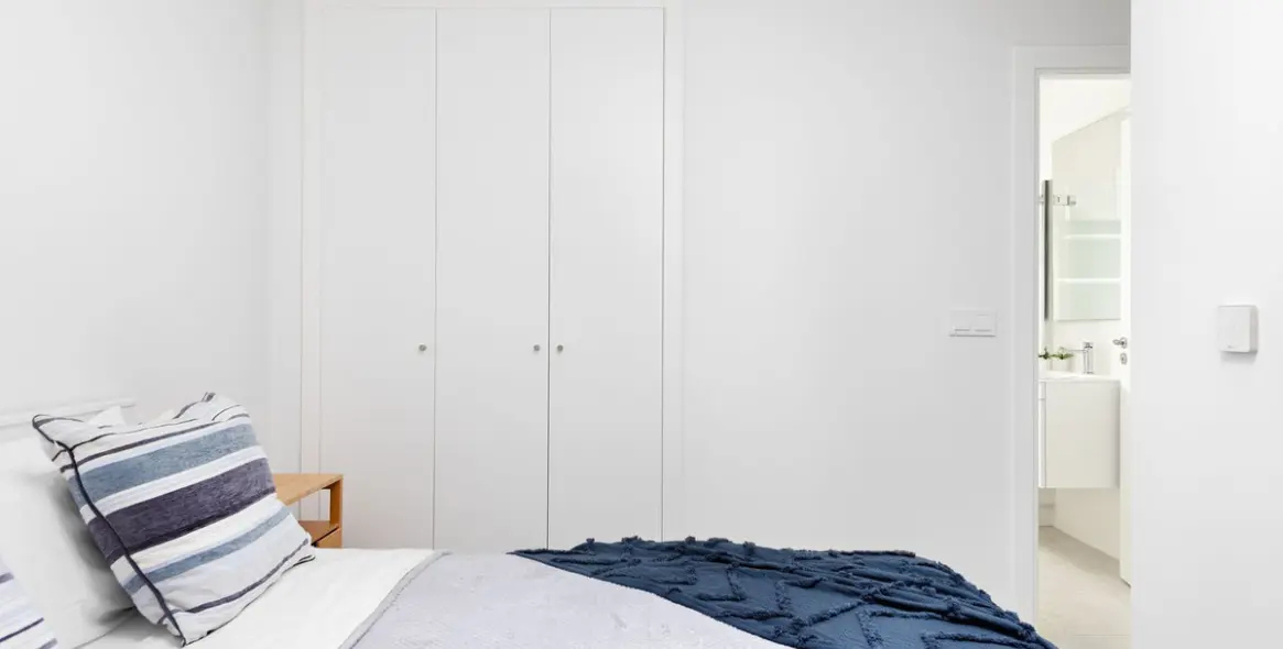 Продажа апартаментов на среднем этаже в Estepona 11