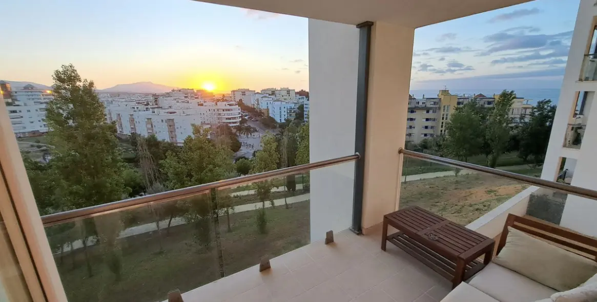 Продажа апартаментов на среднем этаже в Estepona 26