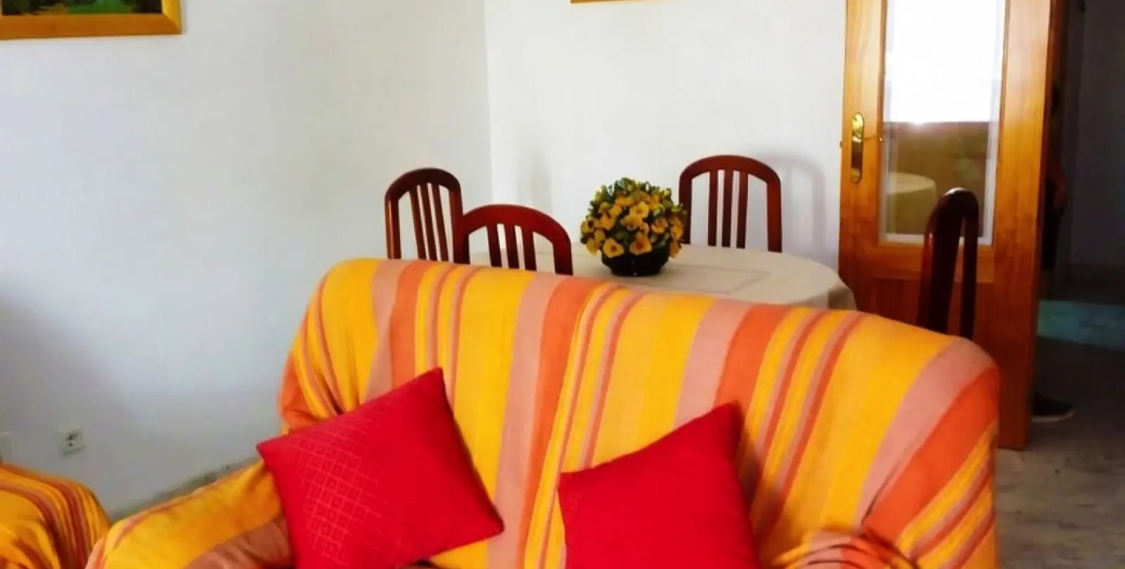 Sale of middle floor apartment in Estepona 3
