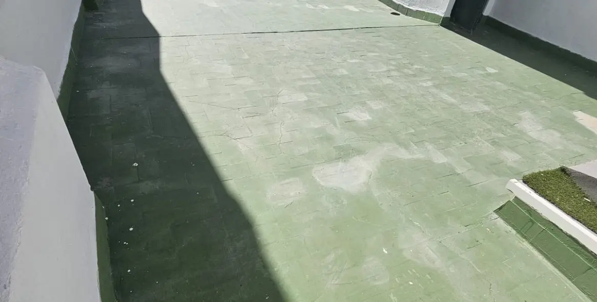 Venta de villa independiente en Estepona 2