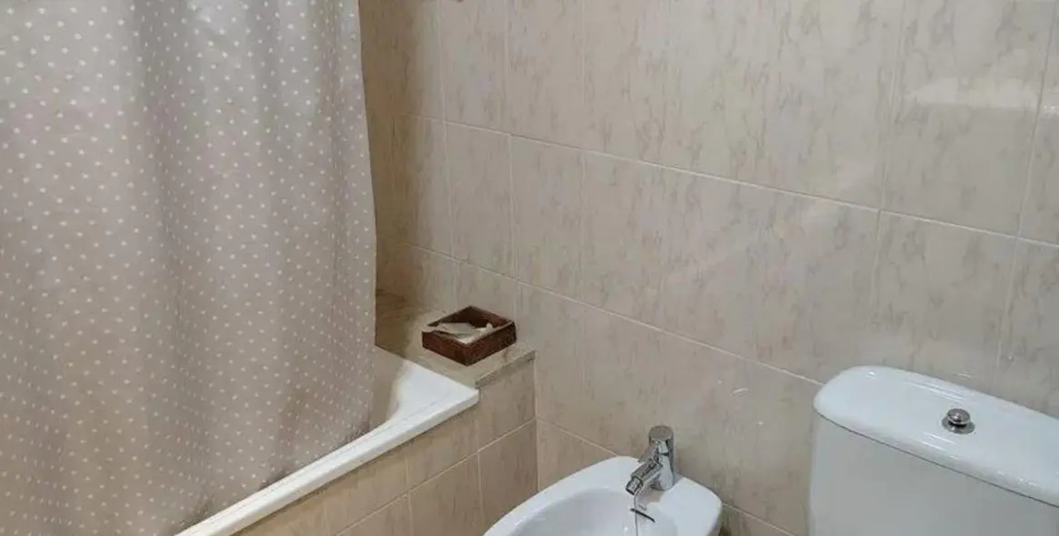 Продажа апартаментов на среднем этаже в Estepona 16