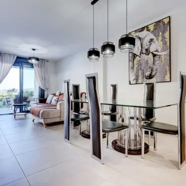 Продажа апартаментов на первом этаже в La Cala de Mijas