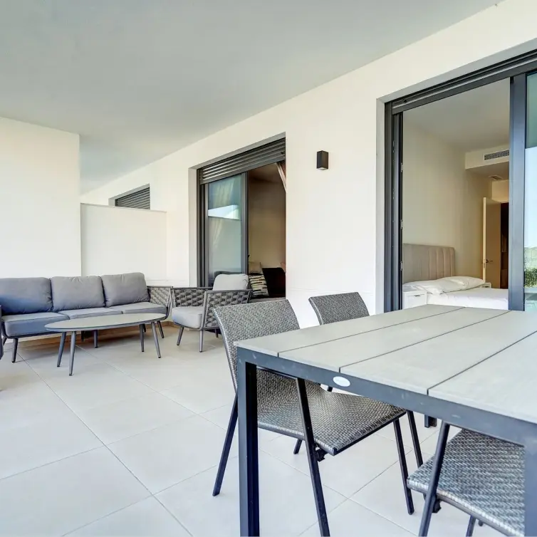 Продажа апартаментов на первом этаже в La Cala de Mijas