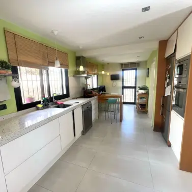 Продажа  отдельно стоящей виллы в Campo Mijas