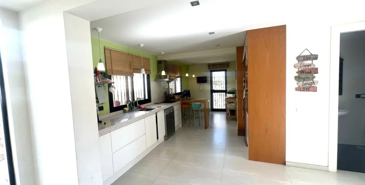 Продажа  отдельно стоящей виллы в Campo Mijas 6