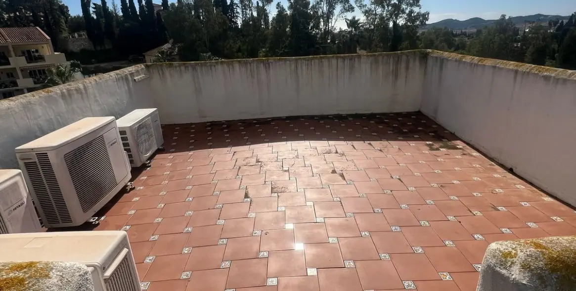 Продажа  отдельно стоящей виллы в Campo Mijas 19